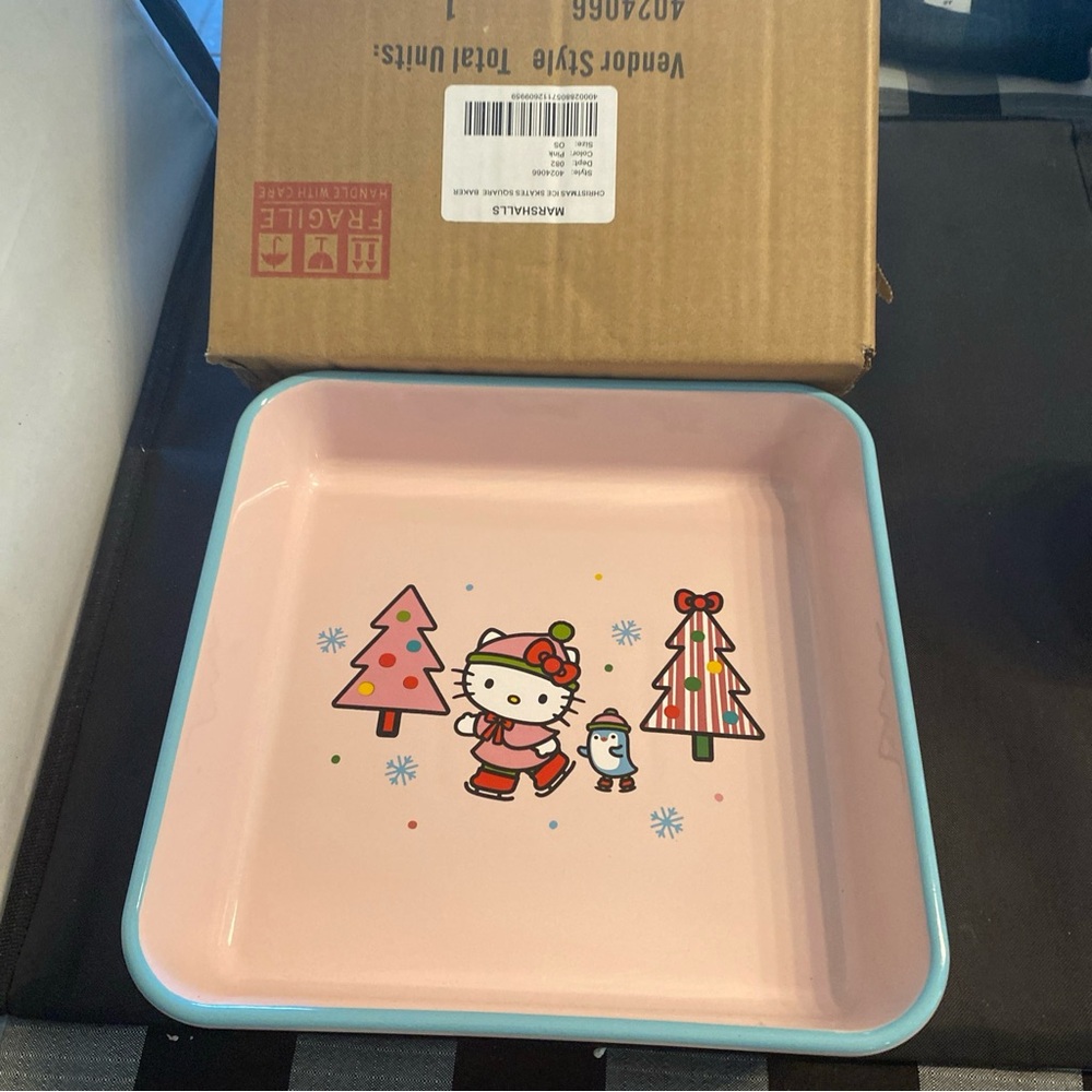 Hello Kitty Pink Square Plate - Picture 5 of 8